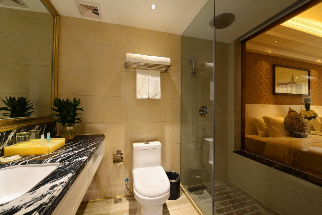 Ramada Encore Wyndham Nanning City Center Qingxiu Exterior foto